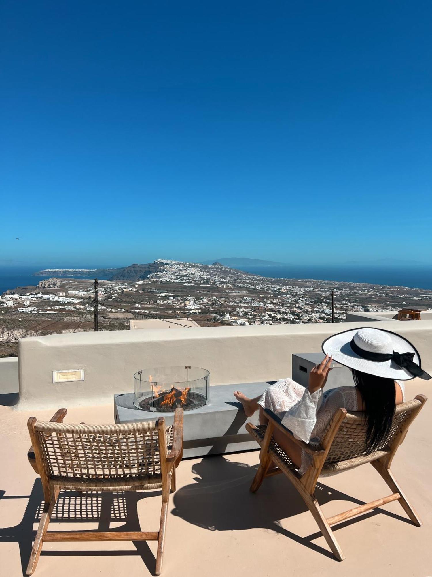 Luna Santorini Appartement Pýrgos