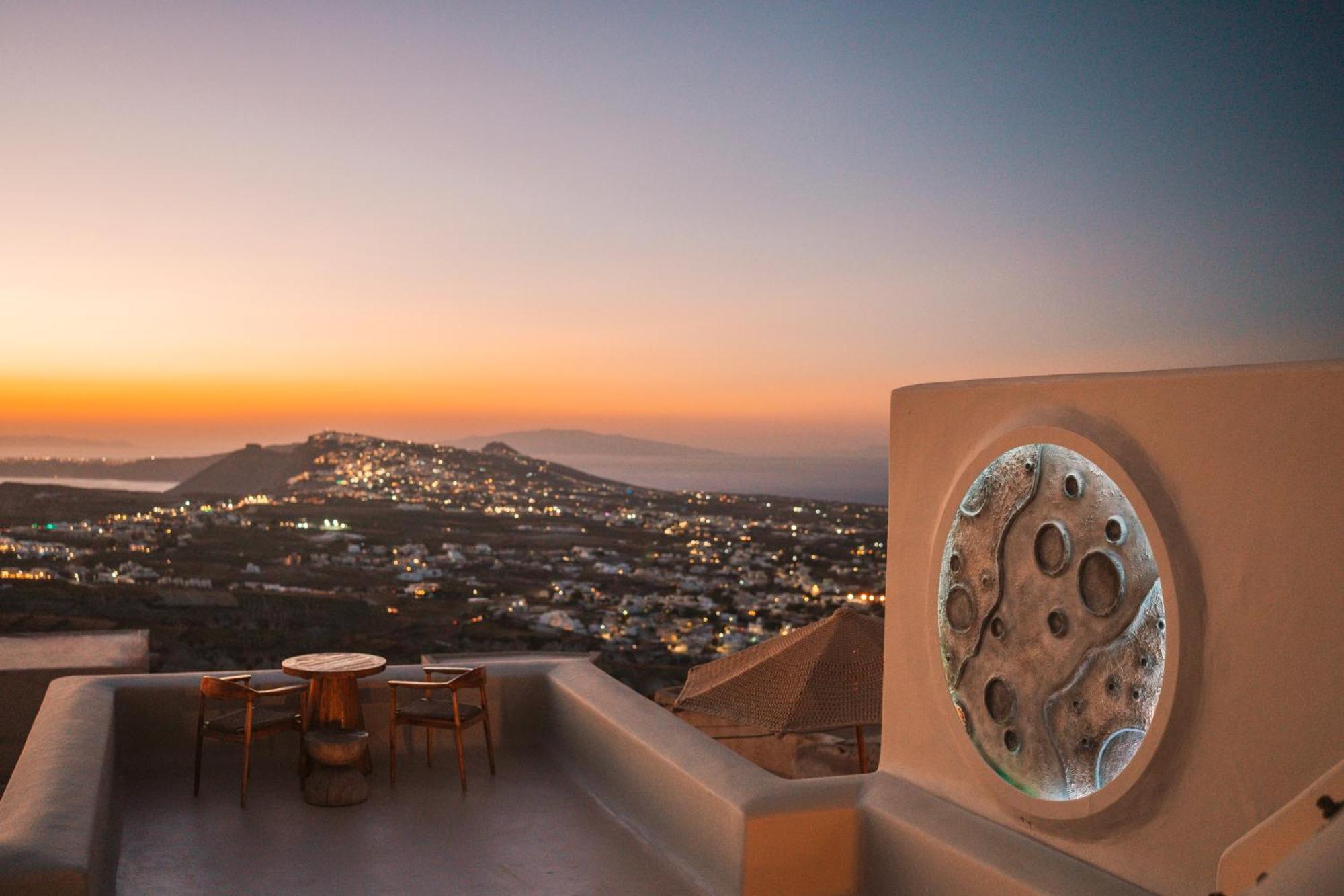 Luna Santorini Appartement Pýrgos